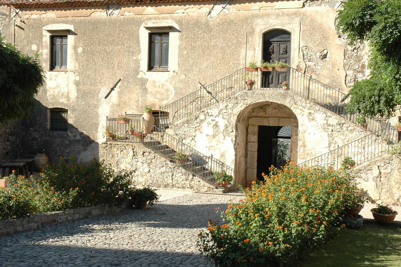 Scillato  La Ferula Bed & Breakfast エクステリア 写真